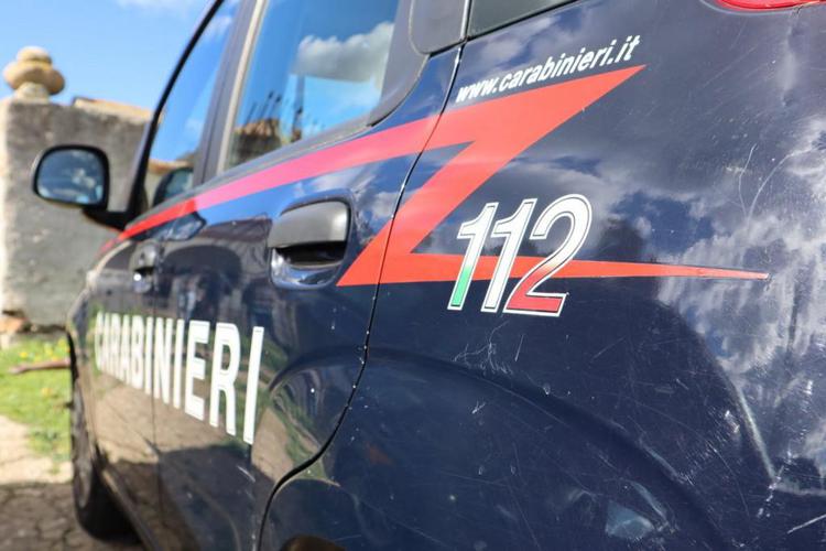 Salerno - trova i genitori morti in casa: erano deceduti da giorni