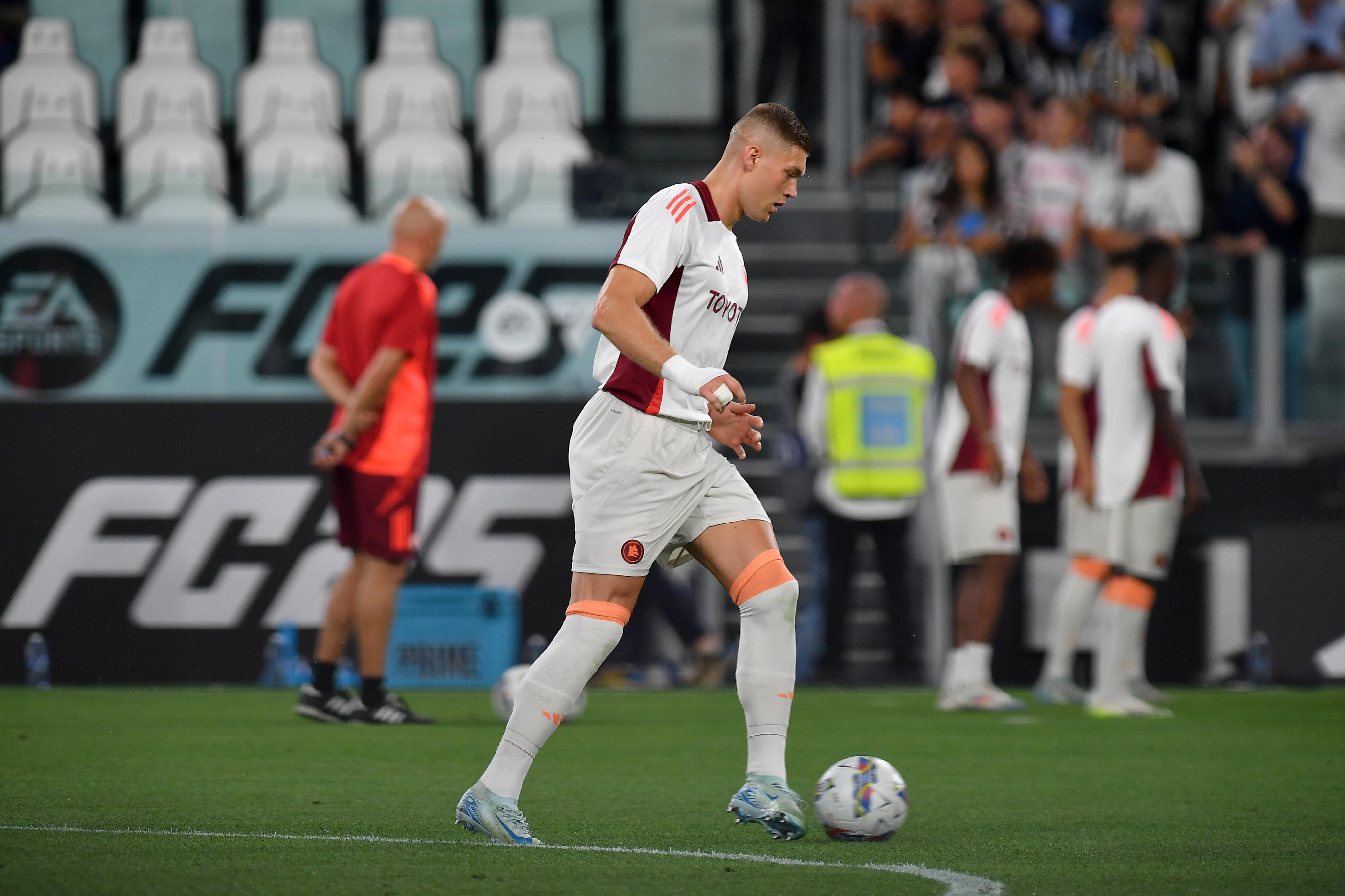 Roma anxious for Dovbyk, muscle injury