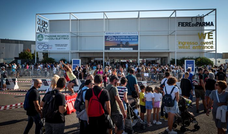 Fiere, tutto pronto a Parma per Salone del Camper: 300 espositori e 600 veicoli ricreazionali