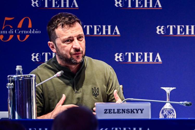 Ucraina, Zelensky chiede armi ma non all'Italia: "Fa il massimo"