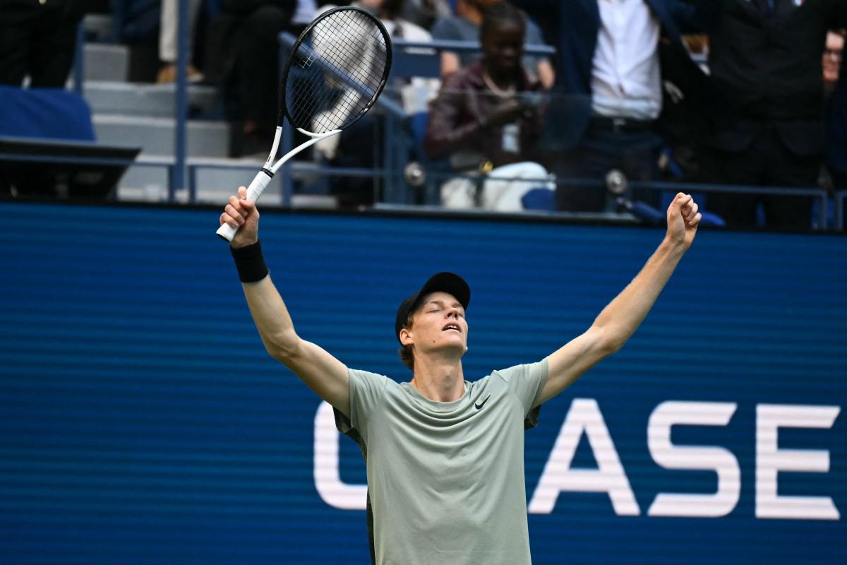 Sinner vince US Open - il bacio alla fidanzata e la dedica alla zia 