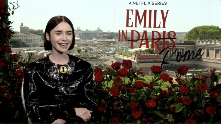 'Emily in Paris' sbarca a Roma. Lily Collins: "Girare qui mi ha fatto sentire a casa"