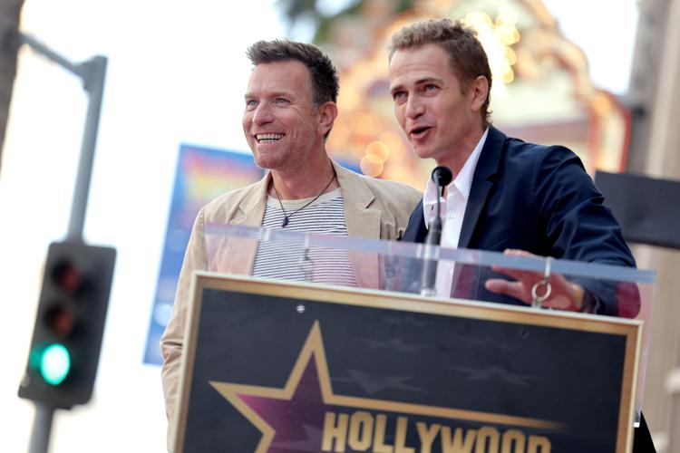 Hayden Christensen omaggia Ewan McGregor durante la cerimonia sulla Walk of Fame - Agenzia Fotogramma