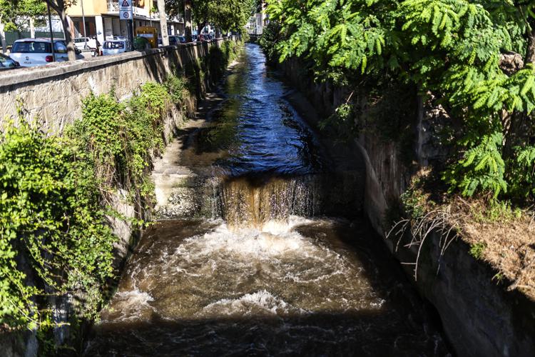 Un tratto del fiume Sarno - (Fotogramma)