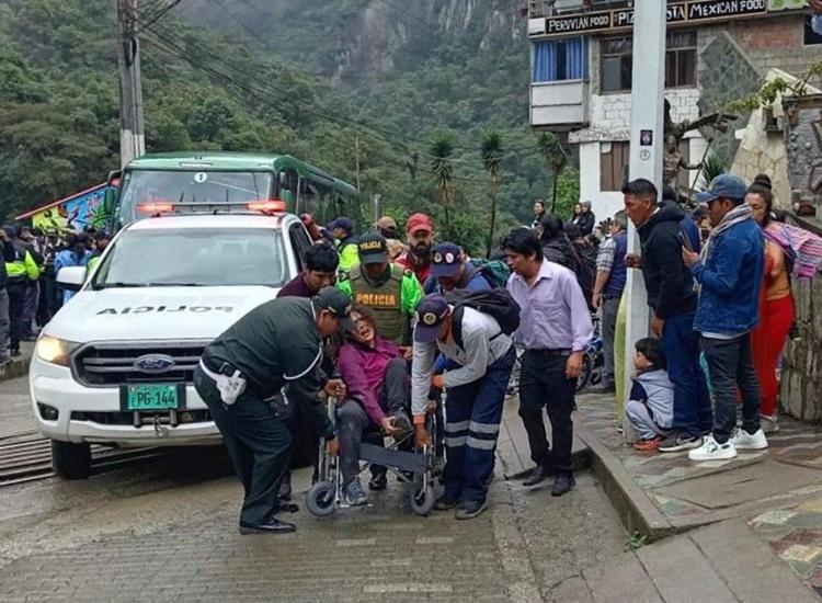 Peru: Italians injured in tourist bus crash 'not in danger' - Tajani