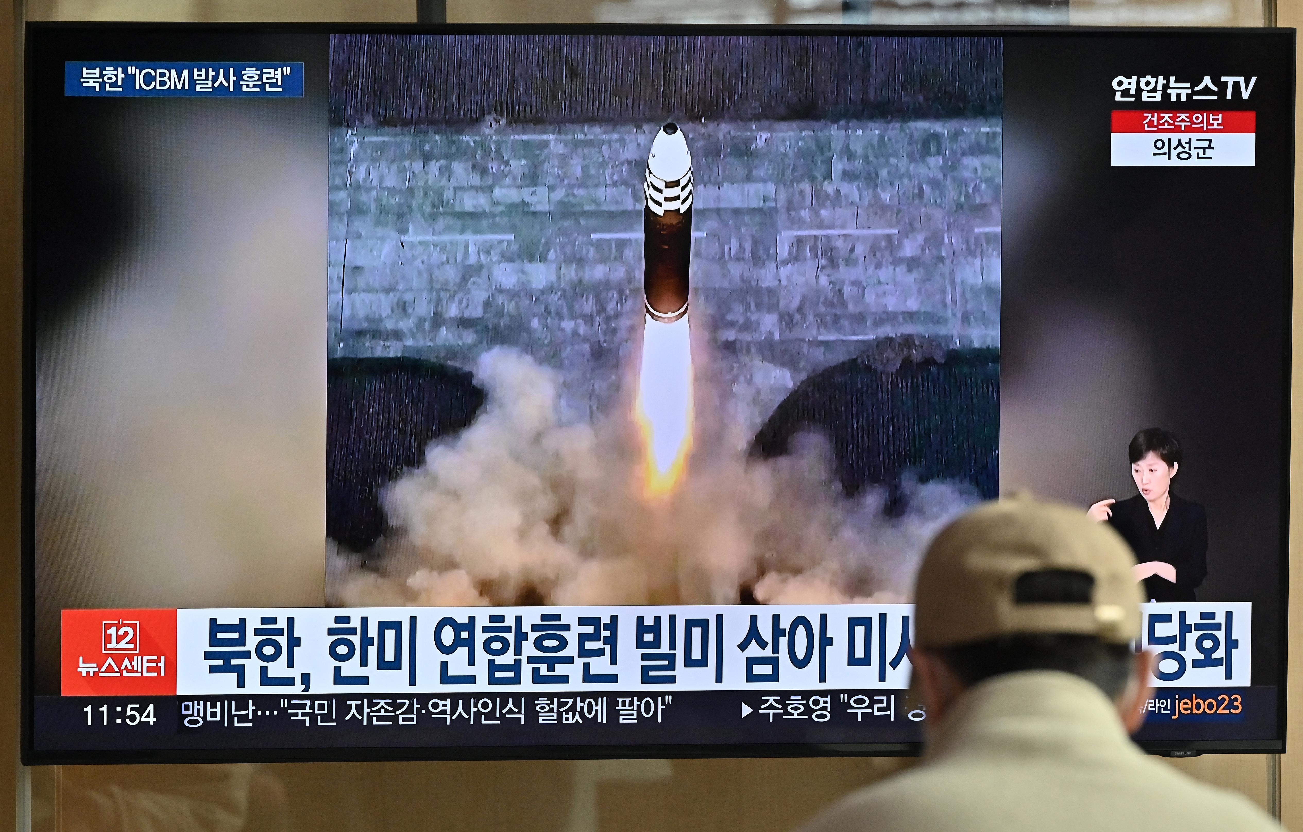 Corea del Nord testa nuovo missile: testata gigante da 4 -5 tonnellate