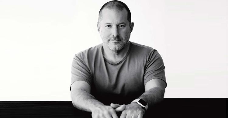 Jony Ive, il padre del design di Apple al lavoro con OpenaAI sul device del futuro