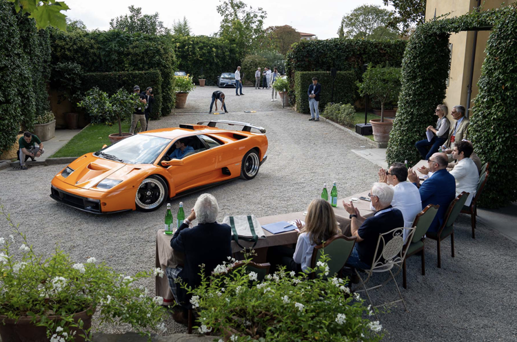 Si scaldano i motori per l'esposizione di Villa la Massa Excellence