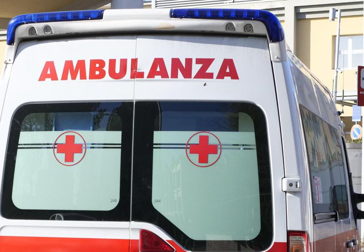 Un'ambulanza - (Fotogramma)