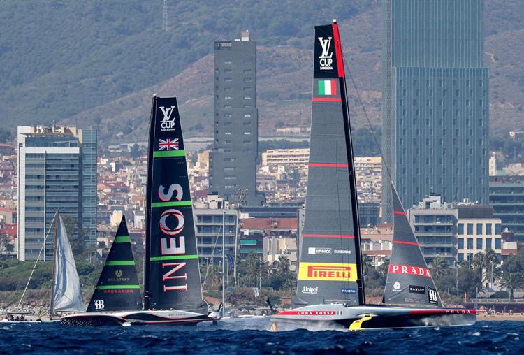 Luna Rossa e Ineos (Afp)