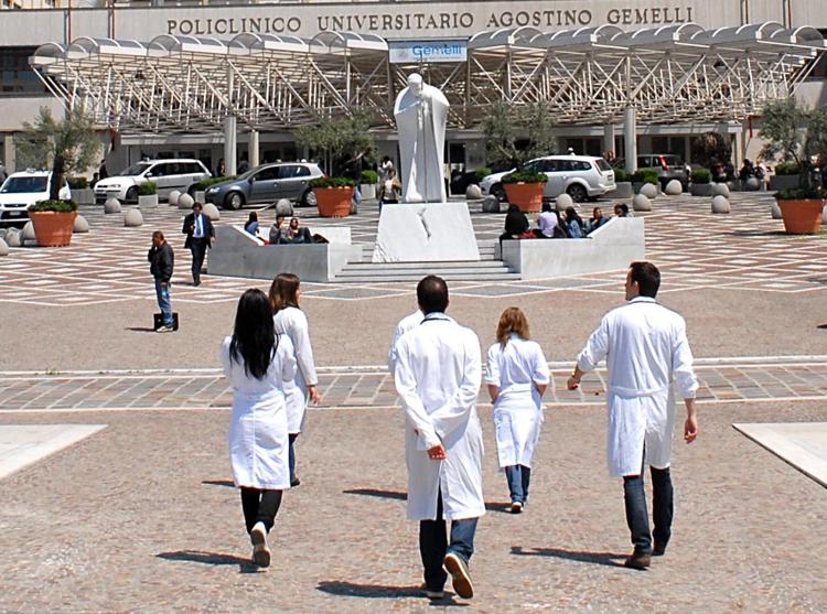 Ospedale Gemelli di Roma, immagine di repertorio (Fotogramma)