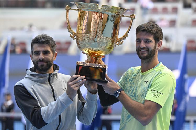 Simone Bolelli e Andrea Vavassori vincono nel doppio all'Atp di Pechino  - (Afp)