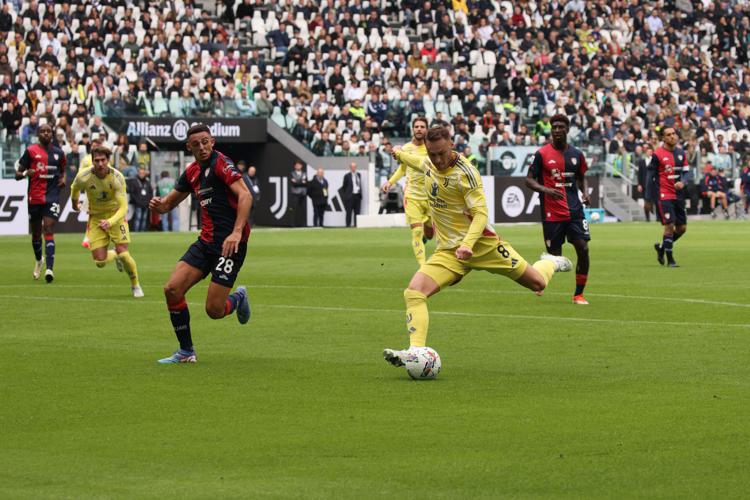 Juventus-Cagliari 1-1, gol di Vlahovic e Marin