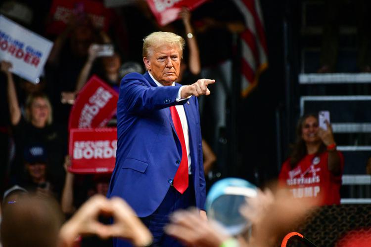 Donald Trump durante il comizio - (Afp)