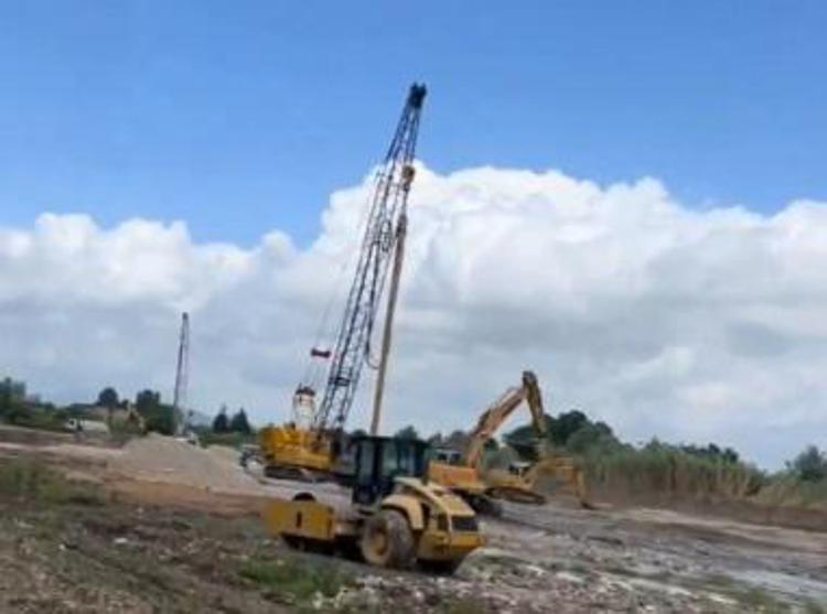 Construction of the Italian-built migrant centres in Albania