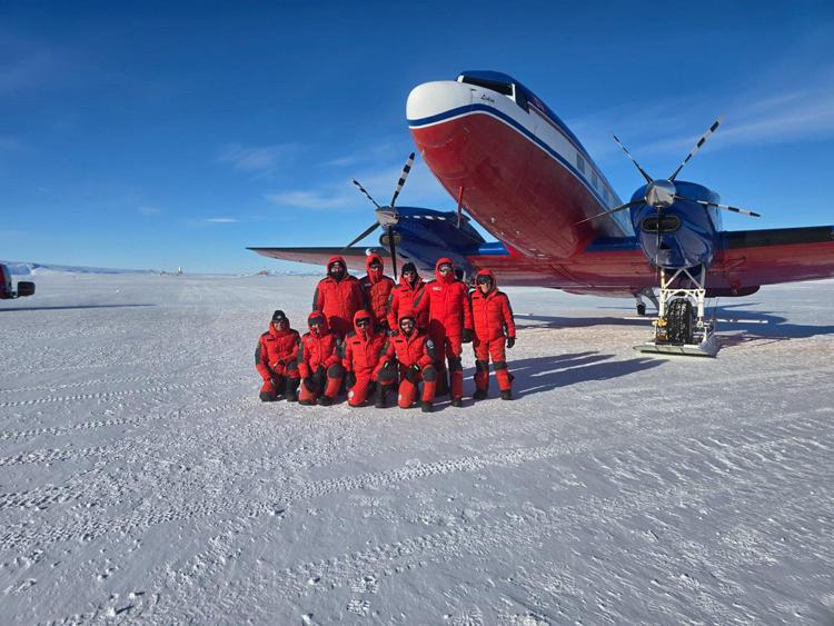 40esima spedizione, arrivo del primo gruppo