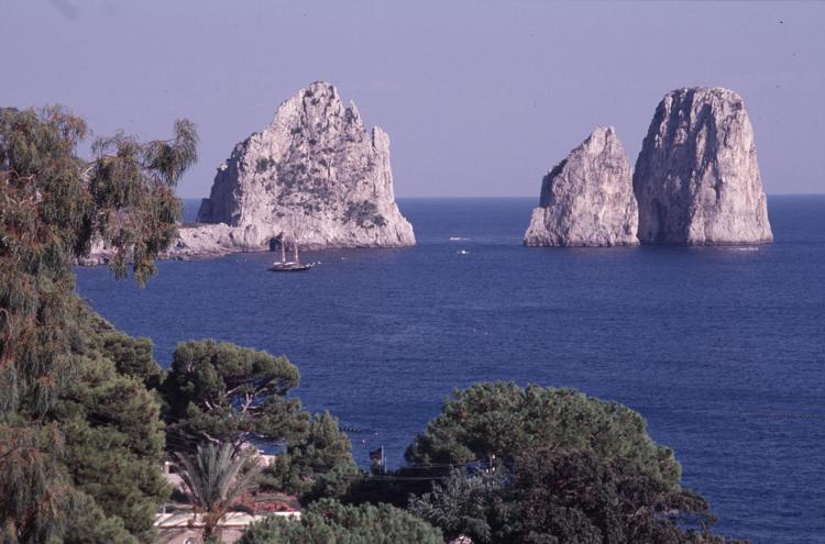 I faraglioni di Capri - Fotogramma