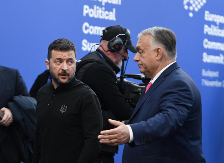 Volodymyr Zelensky e Viktor Orban