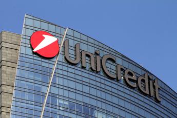 Unicredit: Orcel fa shopping in casa e compra 3.600 azioni, sborsati 144mila euro