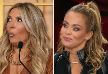 Selvaggia Lucarelli e Sonia Bruganelli, scontro totale: "Non sono interessata ai soldi come te"