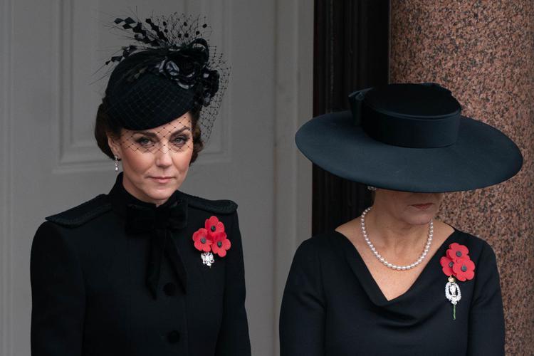 Kate Middleton al Cenotafio di Whitehall, Londra - Fotogramma /Ipa