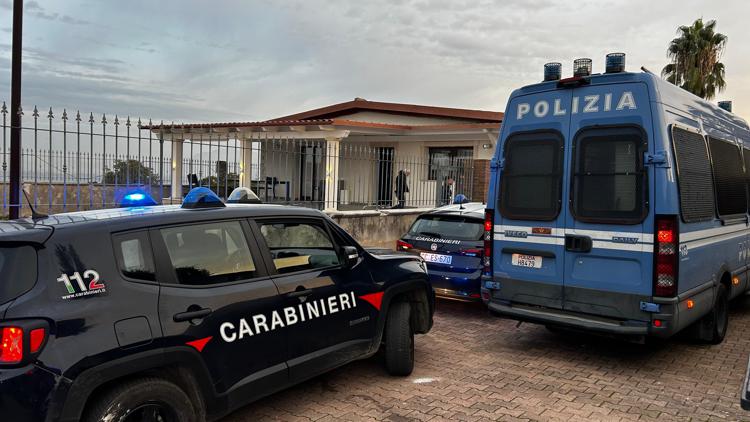 Roma, sgomberate case occupate da familiari indiziati omicidio Pantano