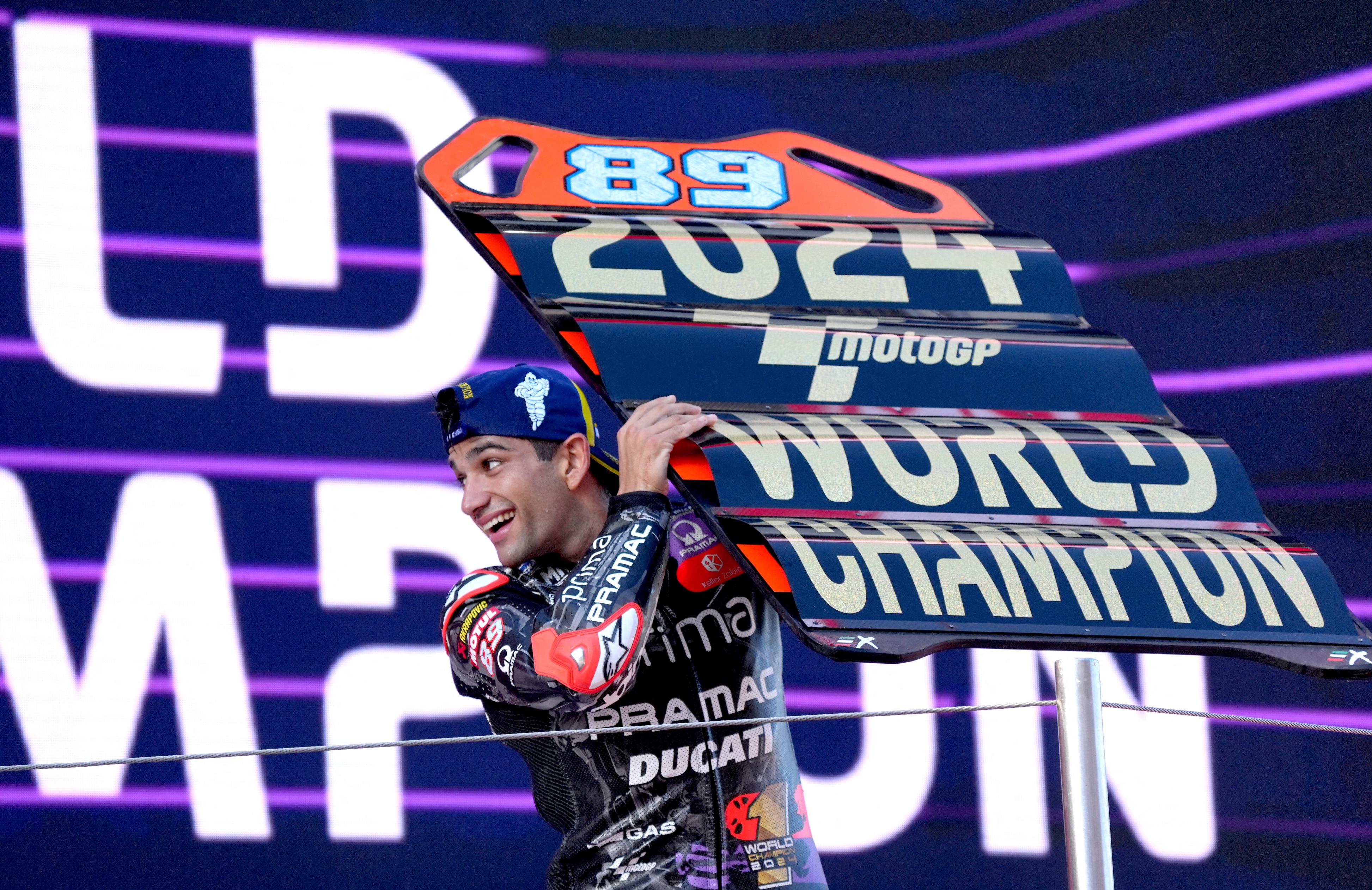 Martin, the MotoGP title and the celebration in the name of Silvio Berlusconi