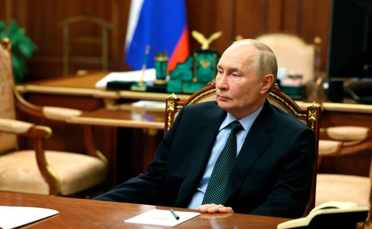 Putin aggiorna la dottrina nucleare: ampliate le condizioni per attacco atomico