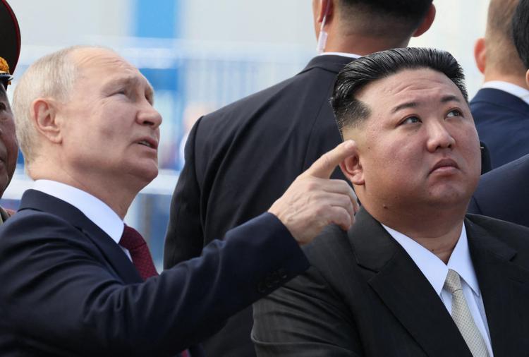 Vladimir Putin e Kim Jong un - Afp