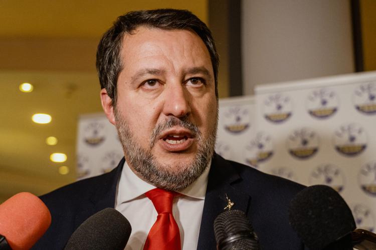 "Netanyahu benvenuto in Italia", opposizione all'attacco di Salvini e governo