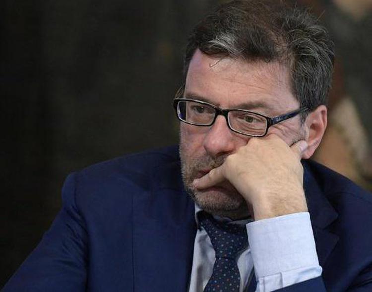 Banco Bpm, stop di Giorgetti: "Mossa Unicredit non concordata"