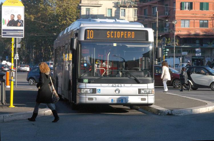 Sciopero trasporti 29 novembre - (Adnkronos)