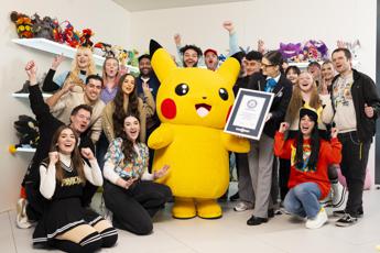 Pokémon, Guinness World Record con maratona di unboxing da 20 mila carte