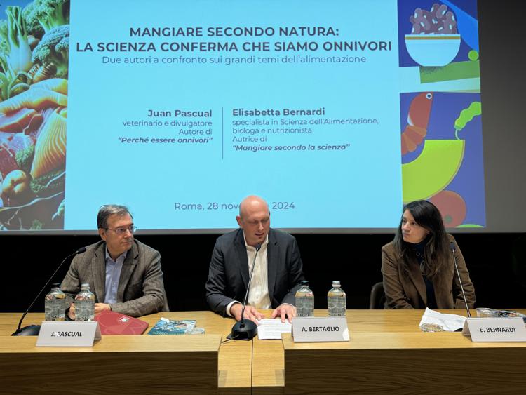 Alimentazione, nutrizionista Bernardi: "Seguire modello mediterraneo, è il più completo"