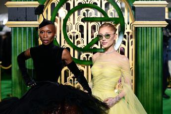 Wicked, Ariana Grande: "Con la popolarità si può ispirare a fare del bene"