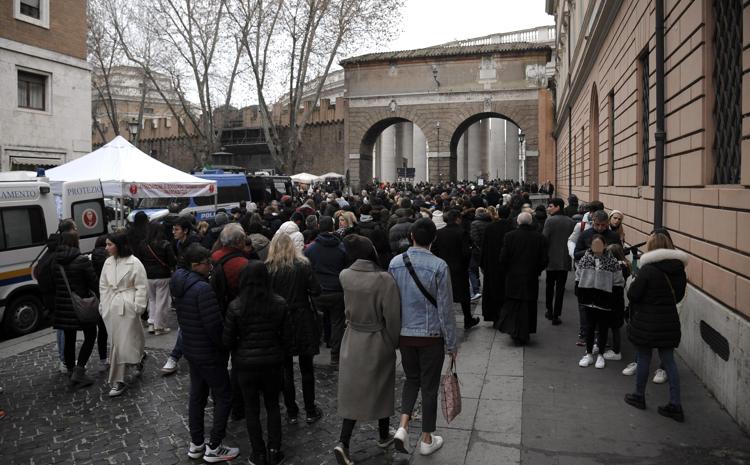 Pellegrini verso piazza San Pietro - Fotogramma