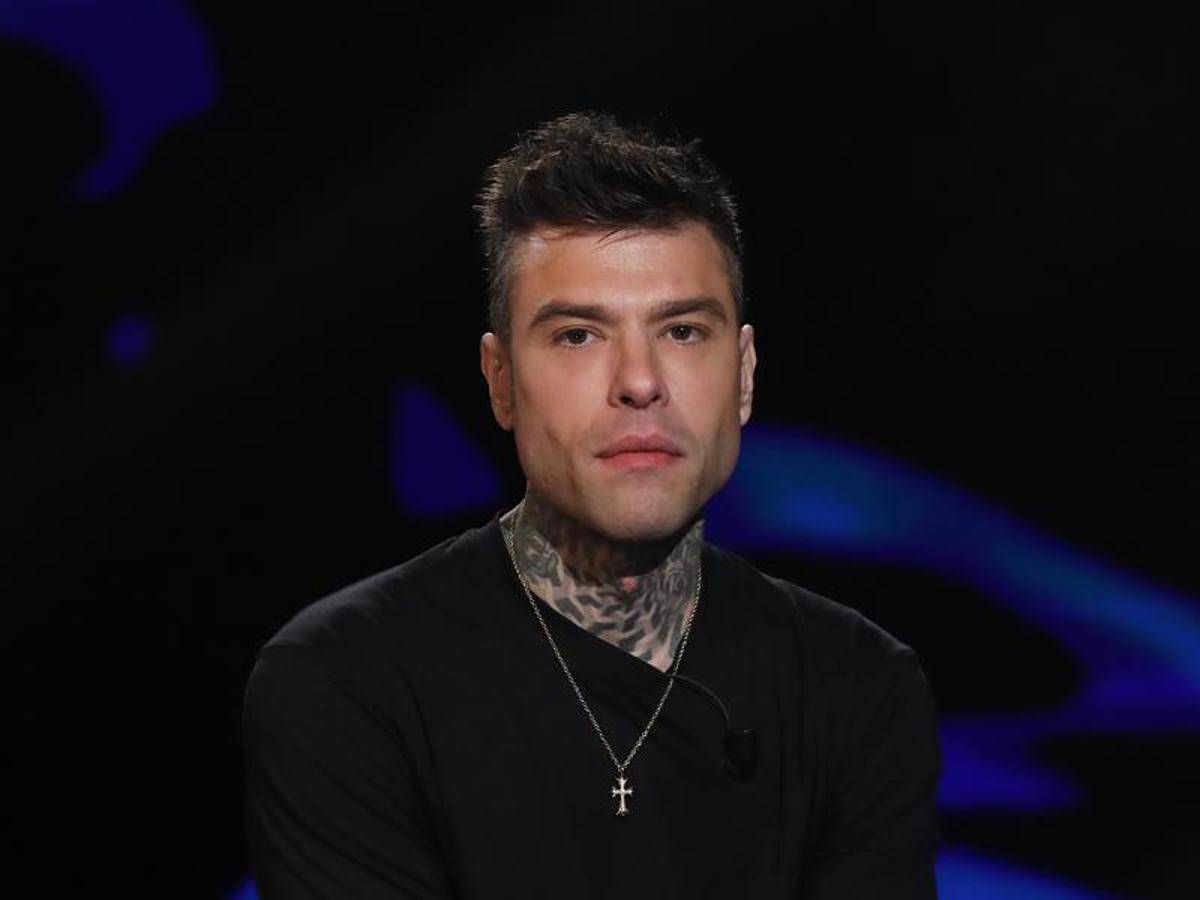 Sanremo 2025, Fedez potrebbe ritirarsi 'in corsa'? La voce rimbalza sul web