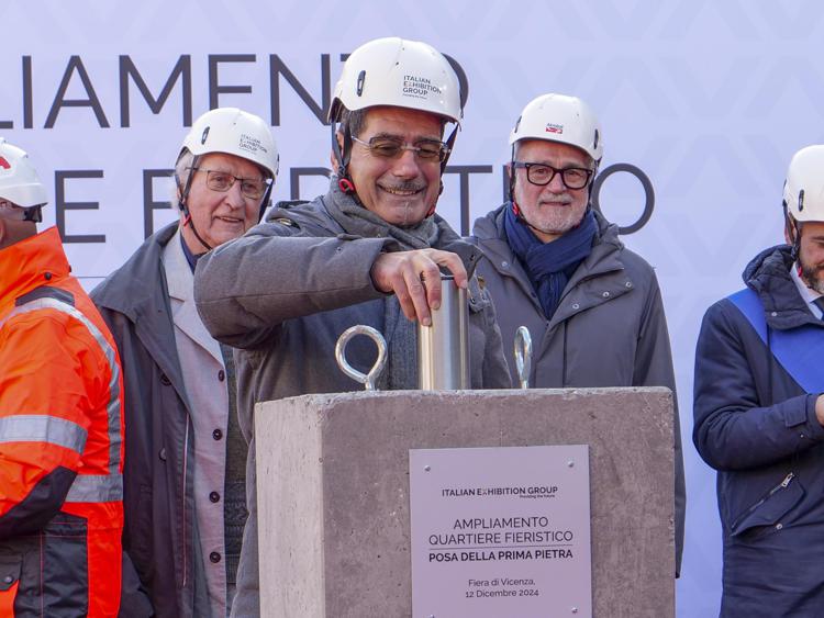 Fiere, posata da Ieg prima pietra del nuovo padiglione del quartiere fieristico di Vicenza