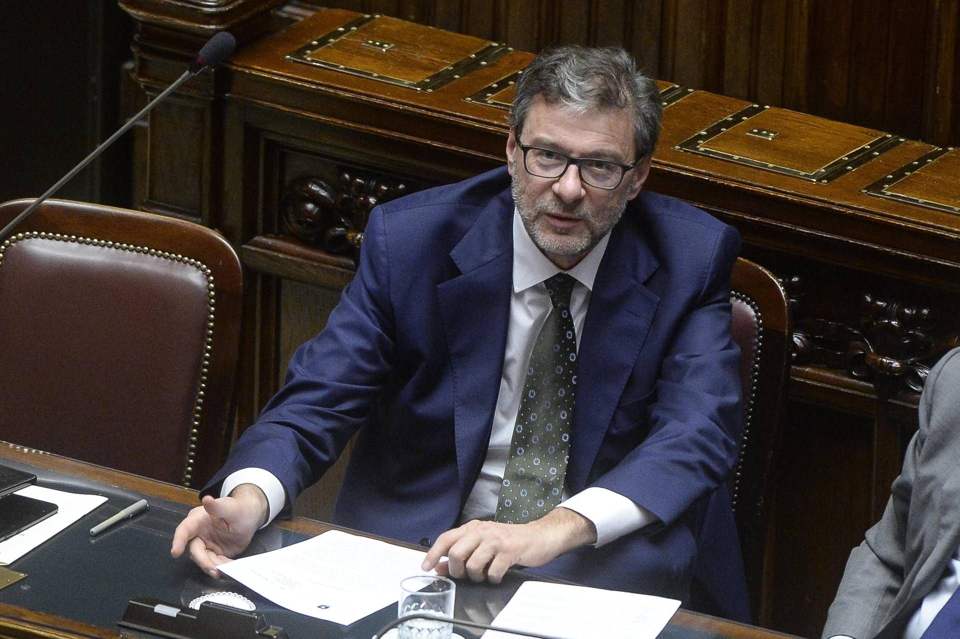 Giorgetti: "No a riarmo a scapito sanità e servizi"