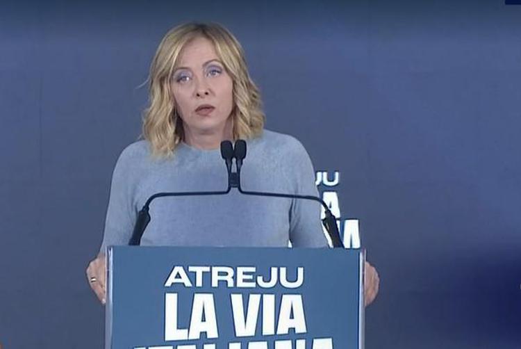 Meloni, il discorso ad Atreju: "Ci hanno augurato ogni male, compatti fino a fine governo"