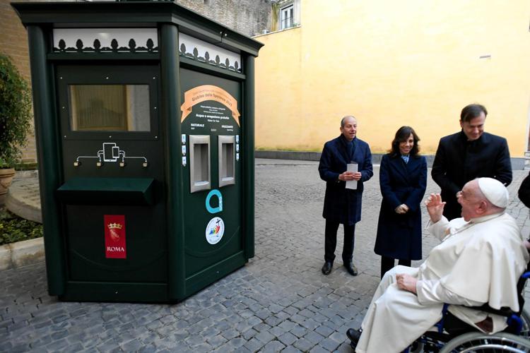 Giubileo, Papa Francesco benedice in Vaticano la Casa dell'Acqua di Acea