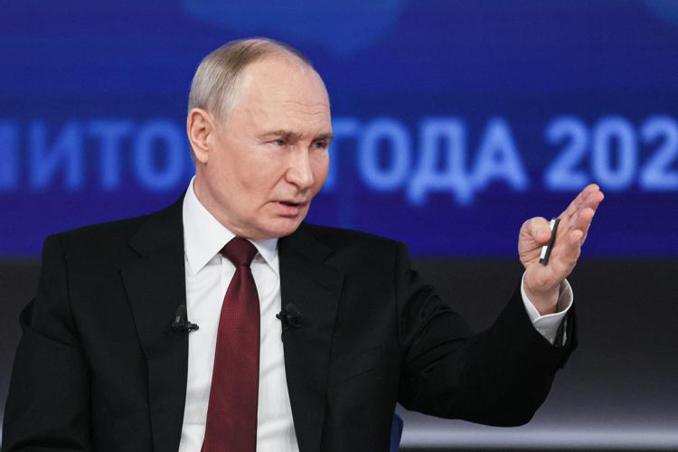 Vladimir Putin alla conferenza stampa di fine anno - Fotogramma /Ipa