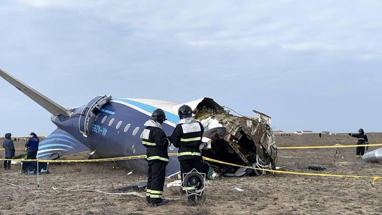 L'aereo Azerbaijan Airlines precipitato in Kazakistan a Natale - Fotogramma /Ipa