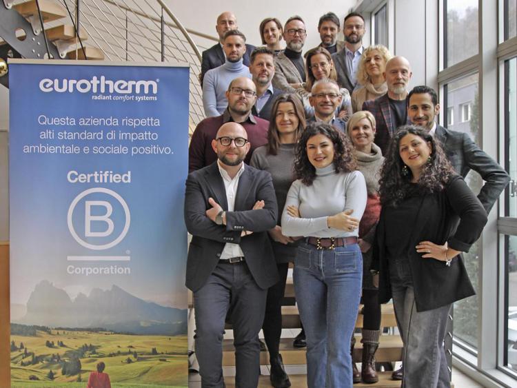 Parte del team Eurotherm. In prima fila, da sinistra, Christian Pezzei e Annalisa Patelli