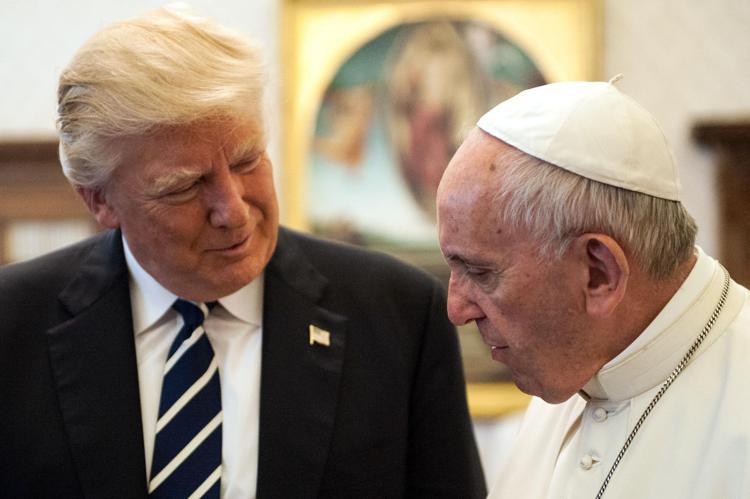 Donald Trump e Papa Francesco  - Fotogramma