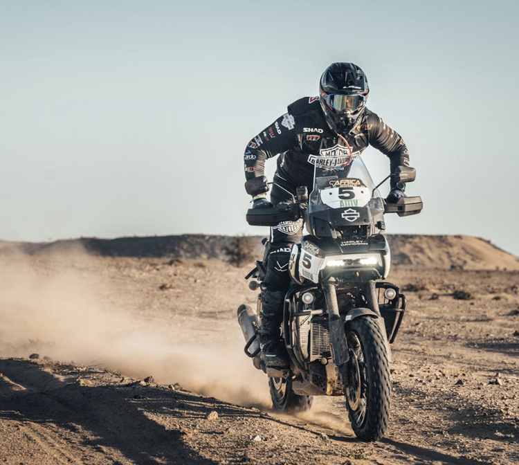 Harley-Davidson si posiziona nella top 10 nell'Africa Eco Race 2025