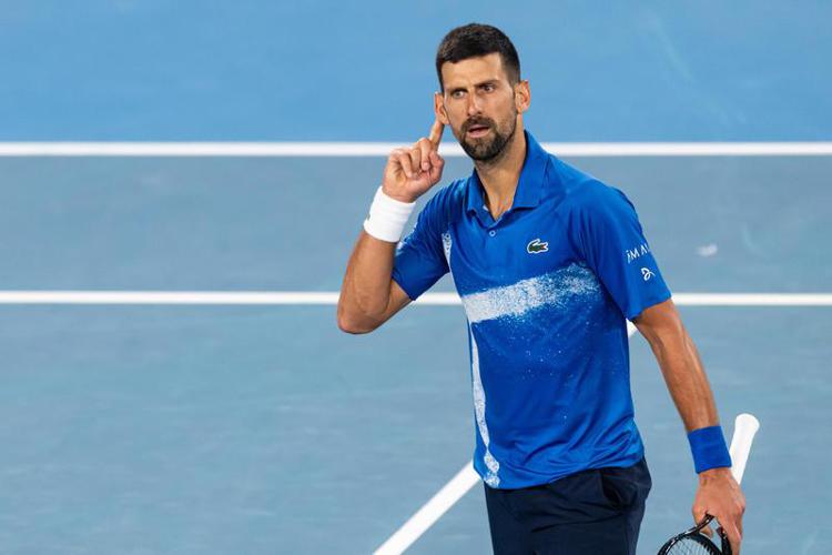 Australian Open, Djokovic formato Slam: batte Alcaraz e vola in semifinale