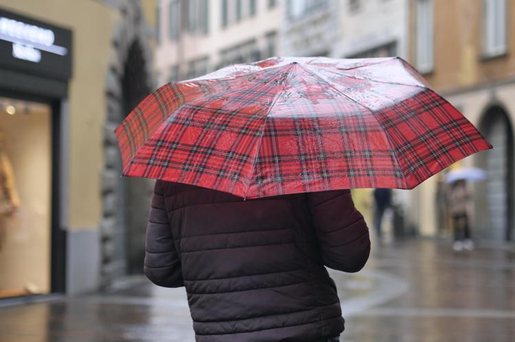 Ancora pioggia e neve al Nord, scirocco e temperature in salita a Centro-Sud: le previsioni