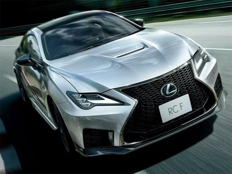 Lexus RC F Final Edition: una coupé sportiva in serie limitata