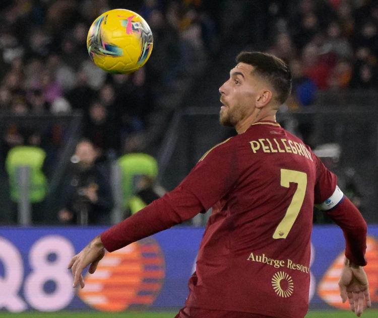 Udinese-Roma 1-2, i giallorossi vincono di rigore e sfatano il tabù della trasferta